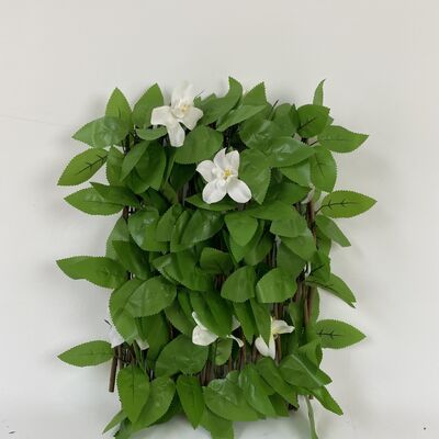 शैली के साथ शिल्प अलगावः कृत्रिम विलो गोपनीयता बाड़ पैनलों के लिए अंतिम गाइड